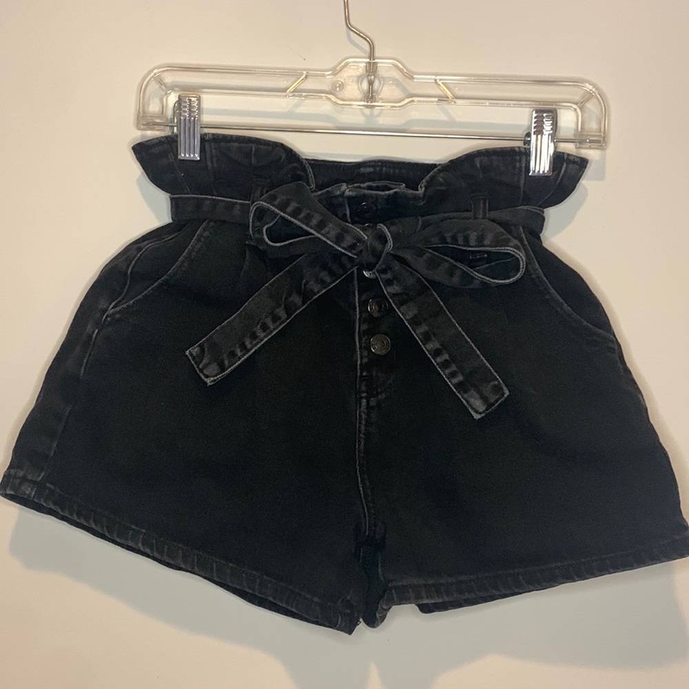 American Eagle Black Paperbag Denim Shorts Size 4